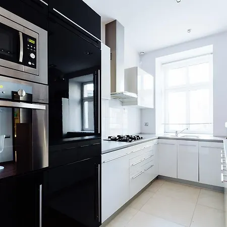 In The Strict Centre Apartman *